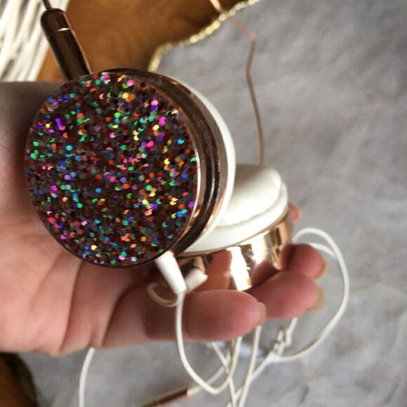 ?‍⬛ ? CRYSTAL ROSE Gold Cat Headphones!